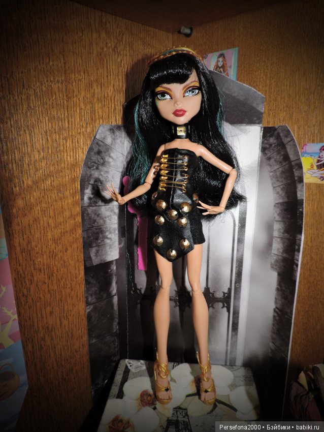 О египетских принцессах, скарабеях и нильских царь-цветах