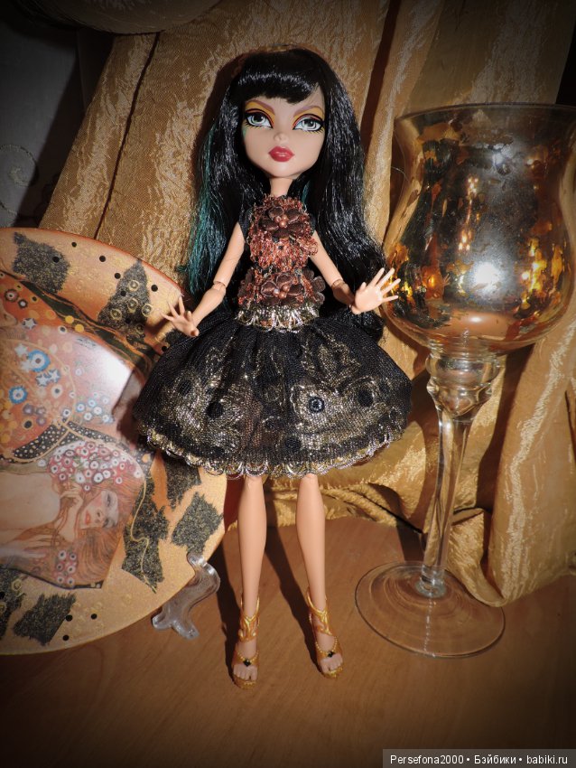 О египетских принцессах, скарабеях и нильских царь-цветах