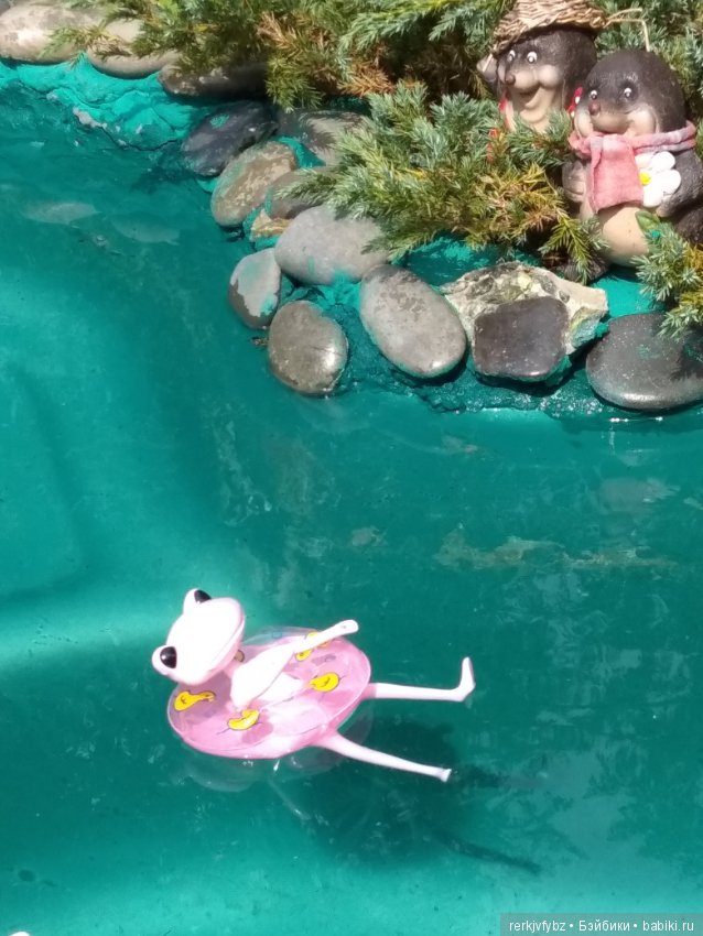 Кое-что из жизни лягушек — Фигурки Studio