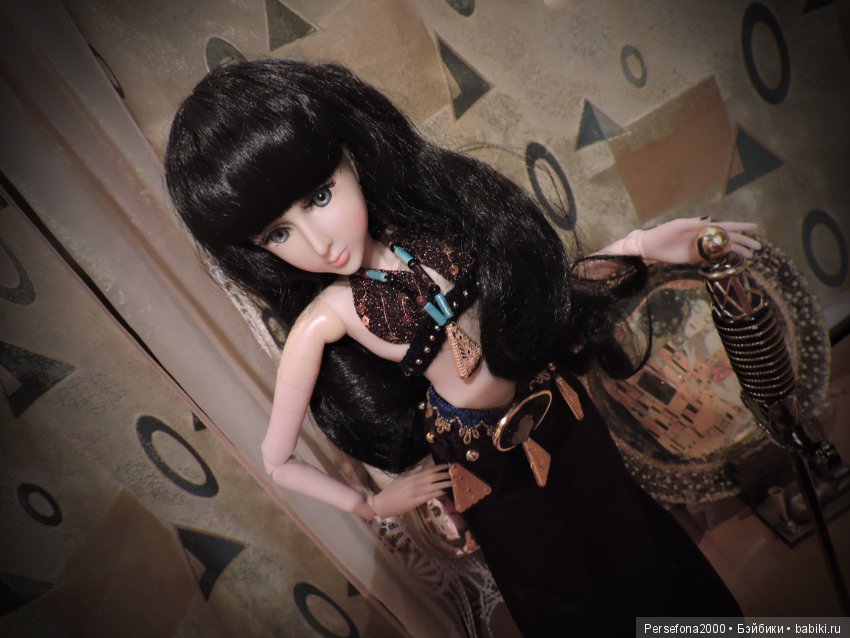 История одной сиротки. Часть 2. Восточная фам фаталь