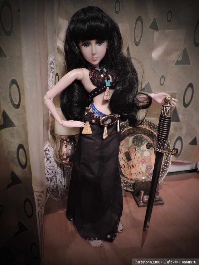 История одной сиротки. Часть 2. Восточная фам фаталь