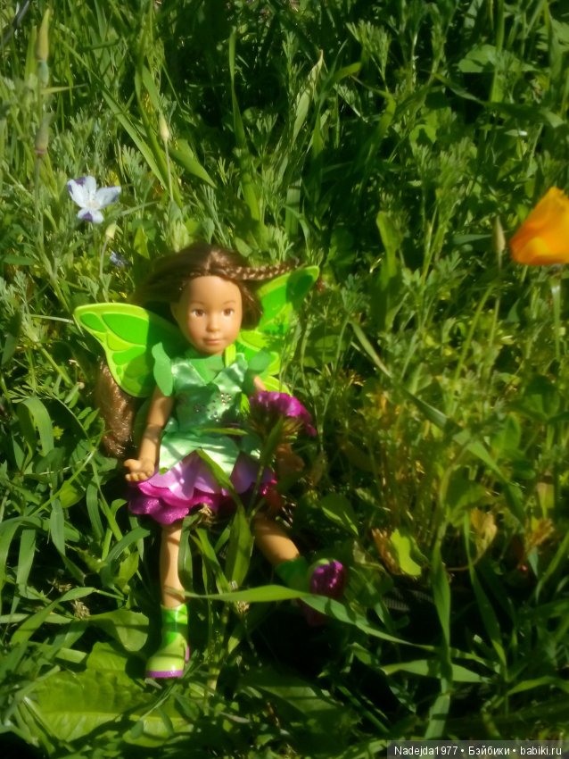 Как наша фея София ягоды собирала и гуляла