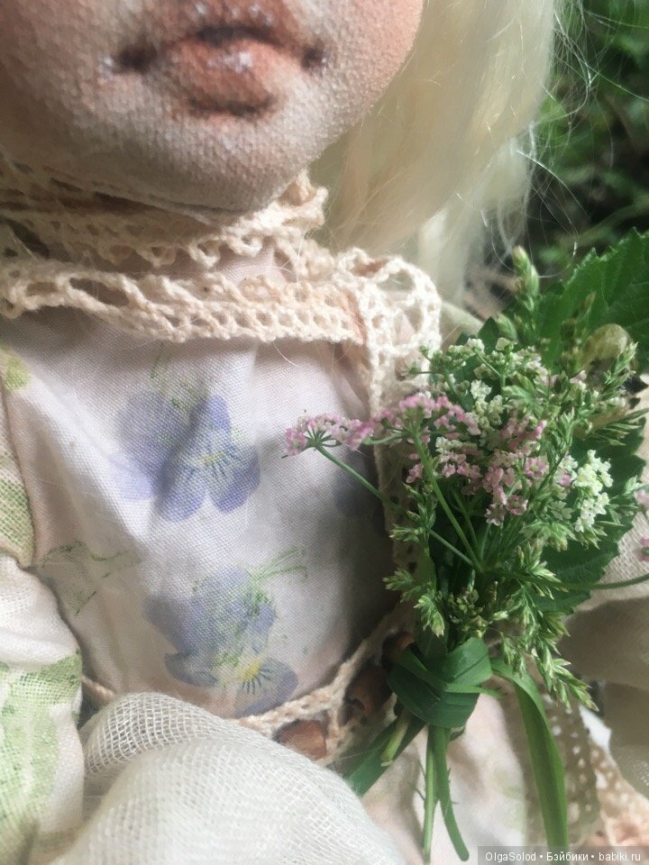 Две девчули и еще одна кукелла (фото 10)