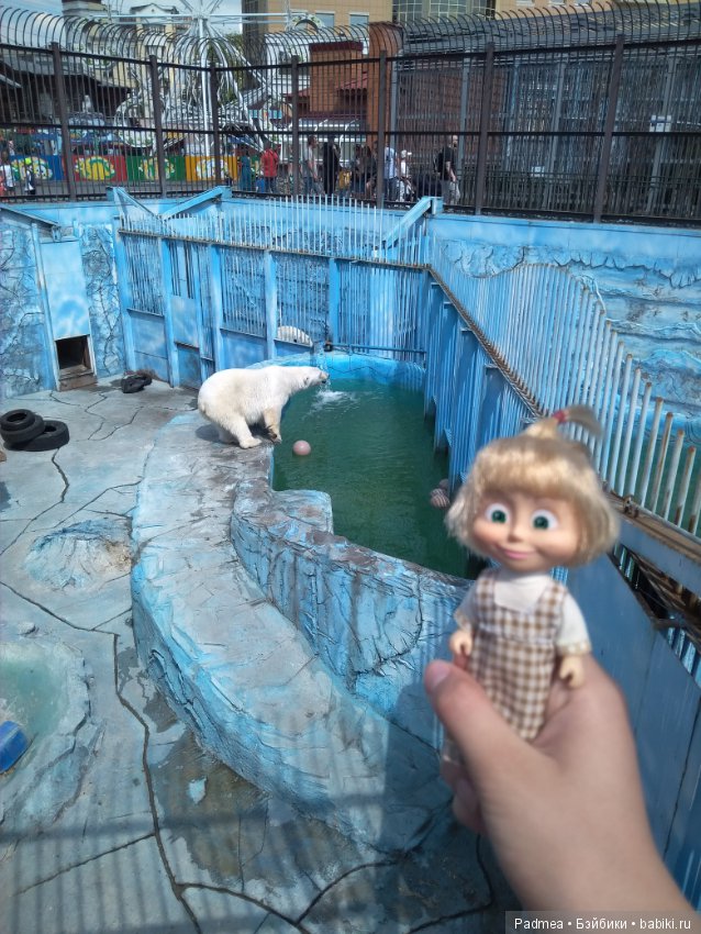 Первая прогулка с куклой, или Машка в зоопарке (фото 5)