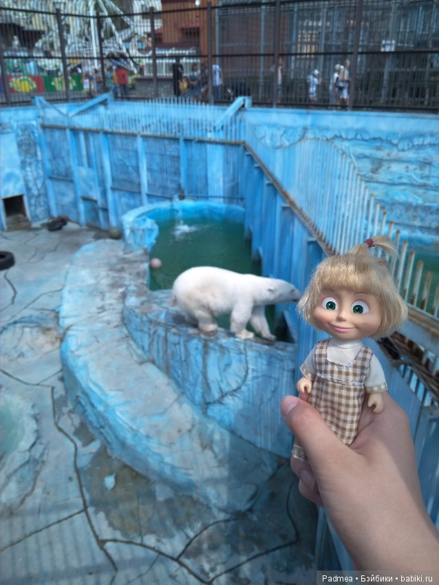 Первая прогулка с куклой, или Машка в зоопарке (фото 4)