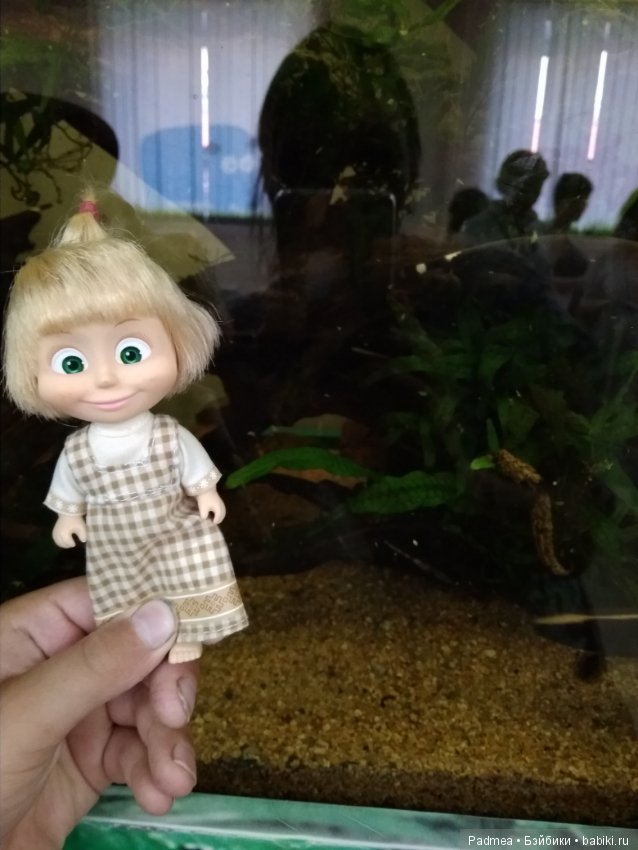 Первая прогулка с куклой, или Машка в зоопарке