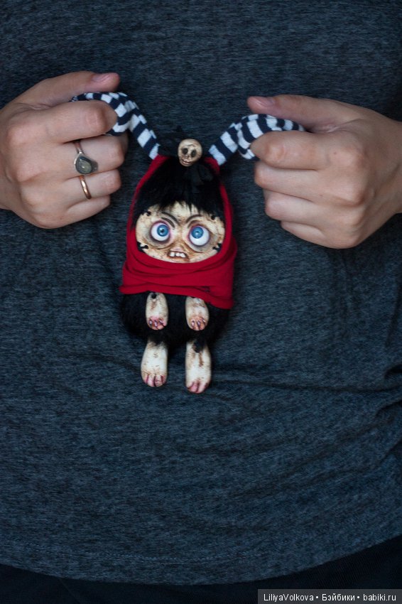 Хранитель недр женской сумки. Крейзи Заяц