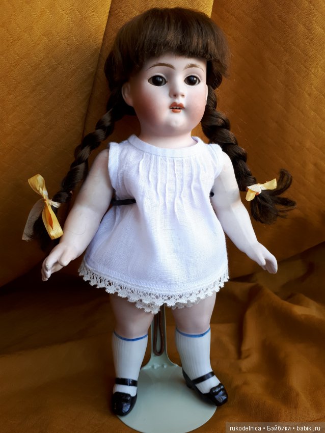 Прошу помощи знатоков в определении производителя антикварной куклы (фото 3)