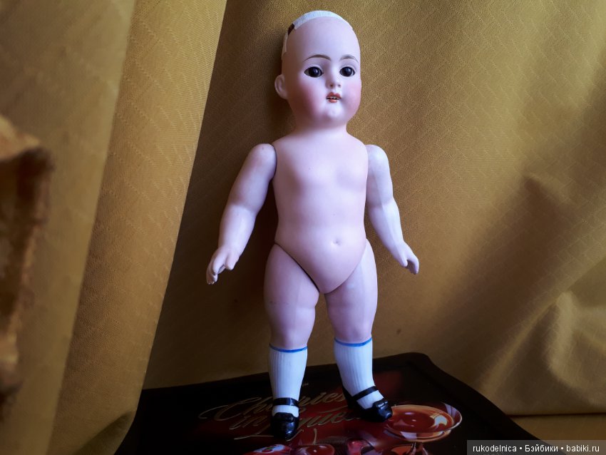 Прошу помощи знатоков в определении производителя антикварной куклы (фото 2)