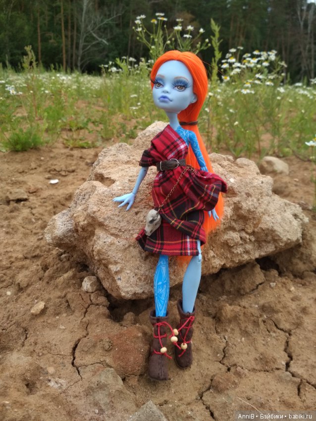 Плоский мир. Спасибо — ООАК Monster High и Ever After High: репейнт (фото 7)