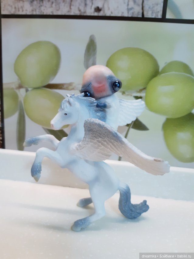 Врединка Юша. Невероятное существо от Бернкастель