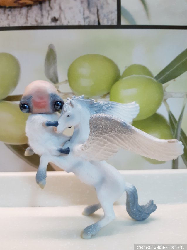 Врединка Юша. Невероятное существо от Бернкастель