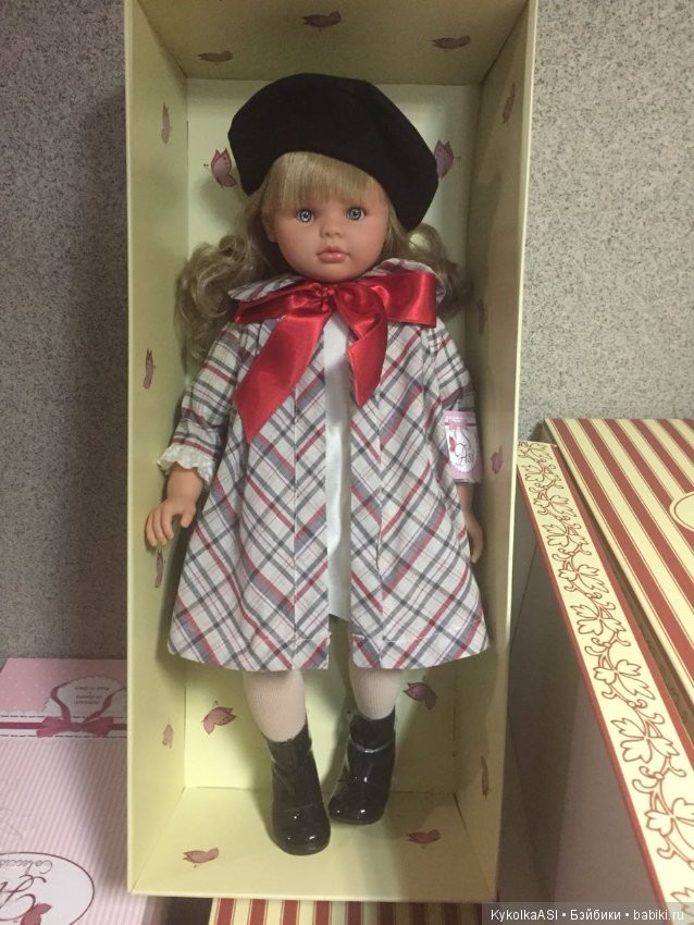 Лицо кукольного дома - Пепа