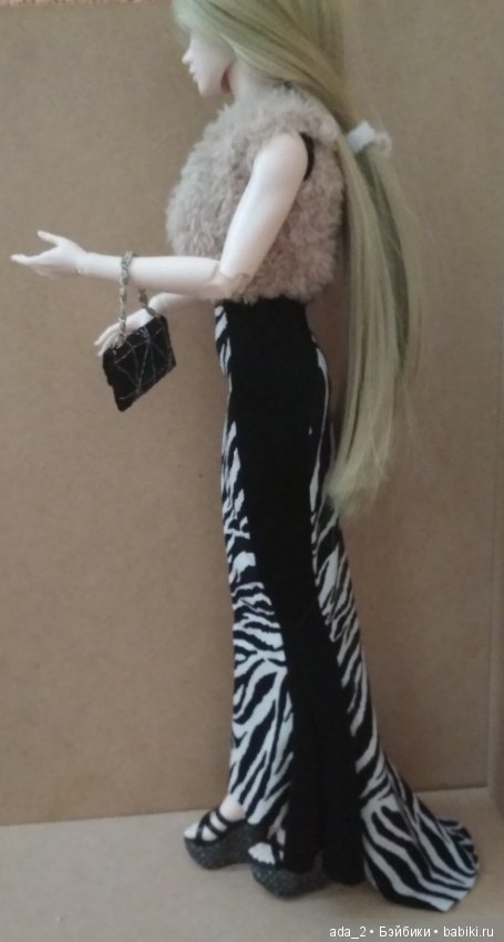 Моя Снежная королева расширяет свой гардероб (фото 3)