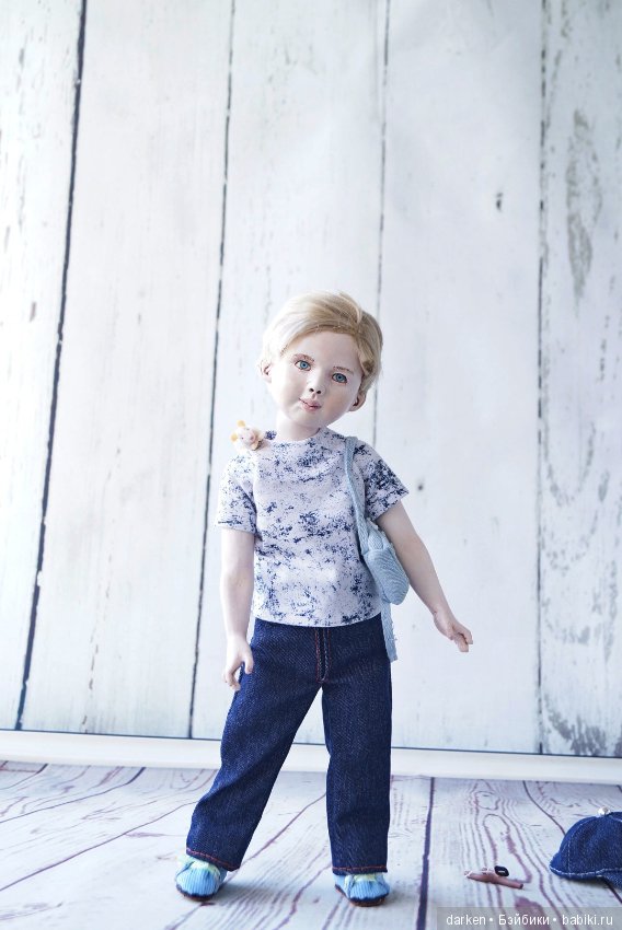 Алешка. Малошарнирная фарфоровая кукла Светланы Кузнецовой (фото 5)