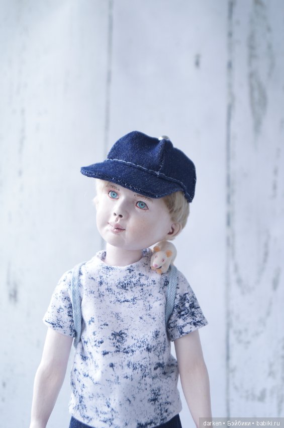 Алешка. Малошарнирная фарфоровая кукла Светланы Кузнецовой (фото 3)