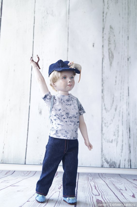 Алешка. Малошарнирная фарфоровая кукла Светланы Кузнецовой (фото 4)