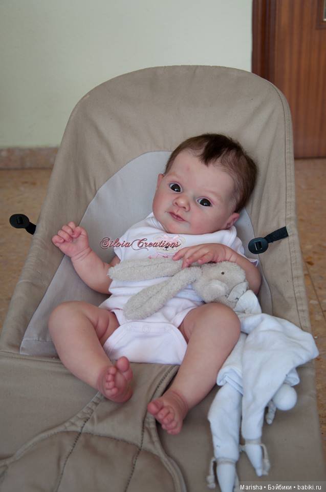 Laura скульптора Adrie Stoete, автор прототипа Silvia Ezquerra