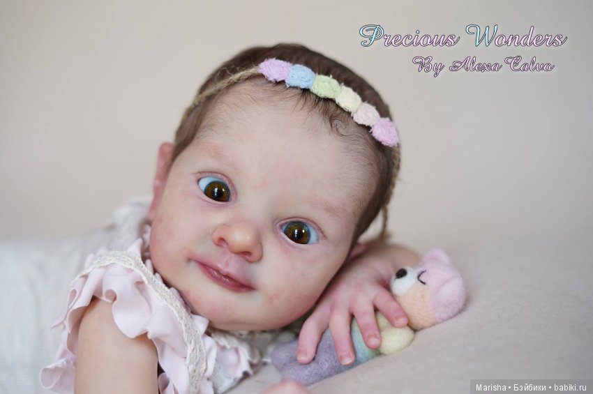 Laura скульптора Adrie Stoete, автор прототипа Alexa Calvo Cabet