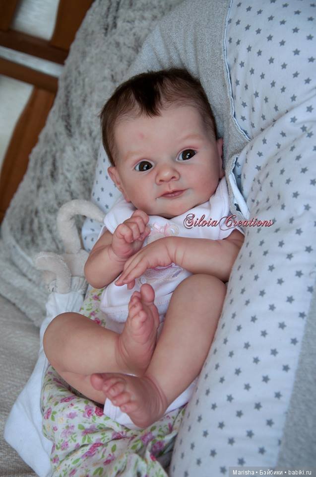 Laura скульптора Adrie Stoete, автор прототипа Silvia Ezquerra