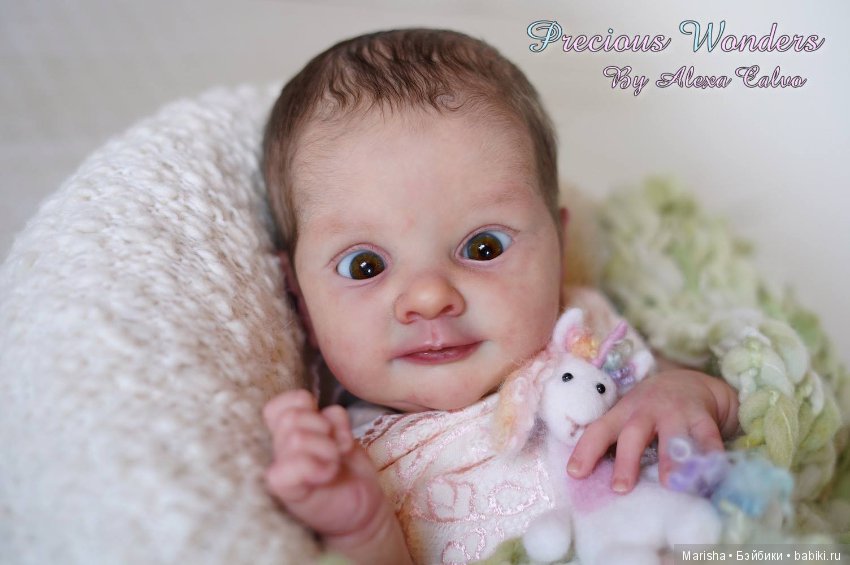 Laura скульптора Adrie Stoete, автор прототипа Alexa Calvo Cabet