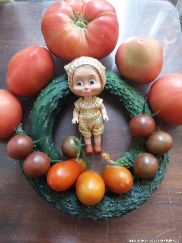 Огородное — Куклы Маша и Медведь (Simba): Маша в кармашке (фото 5)