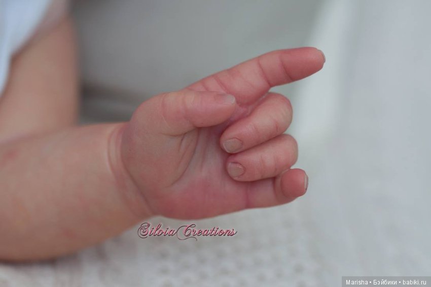 Milo скульптора Heike Kolpin, автор прототипа Silvia Ezquerra