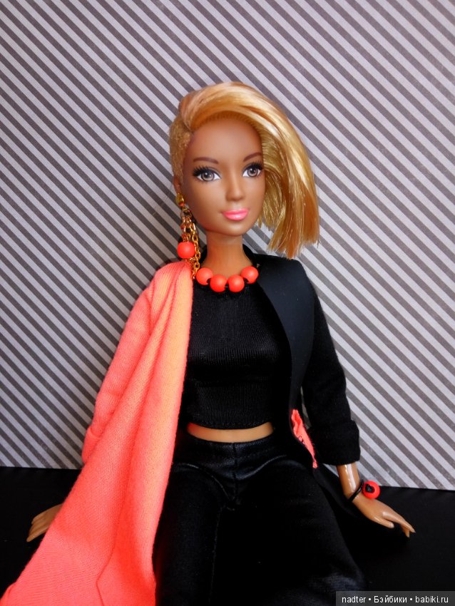 Новая жизнь Барби Часть 1 (фото 2)