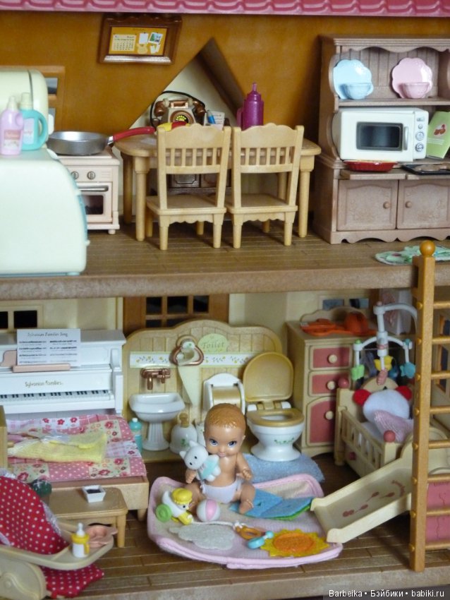 Наш домик Sylvanian Families