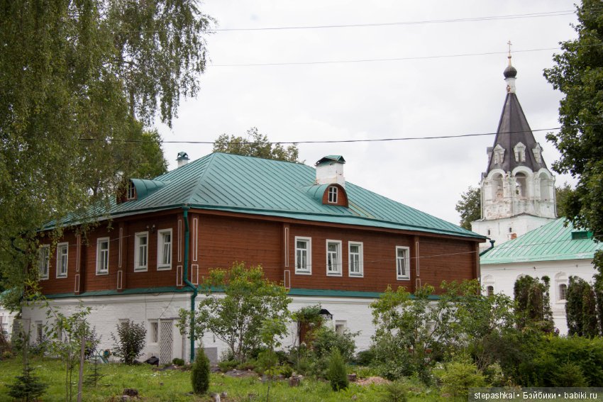 Путешествие Дарьи Cova(вы) в Александровский кремль (фото 3)