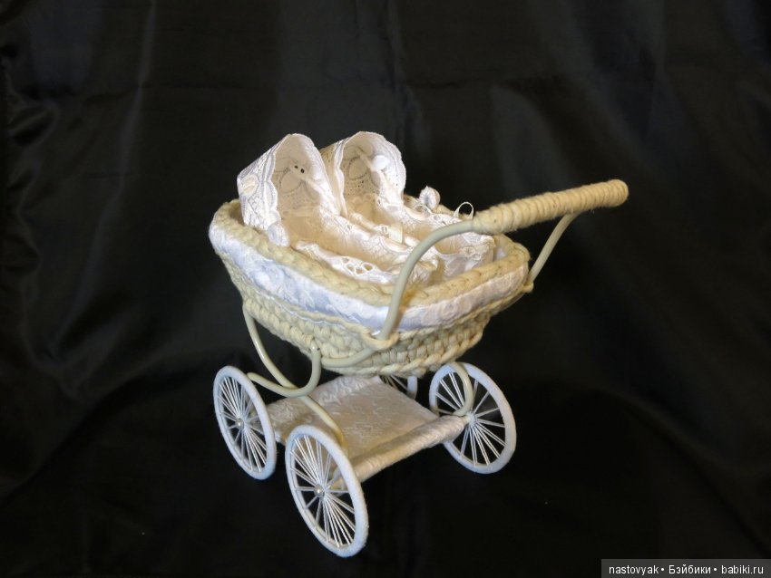 Коляска для двойни 1/6 — Мебель для кукол и домиков: фото (фото 5)