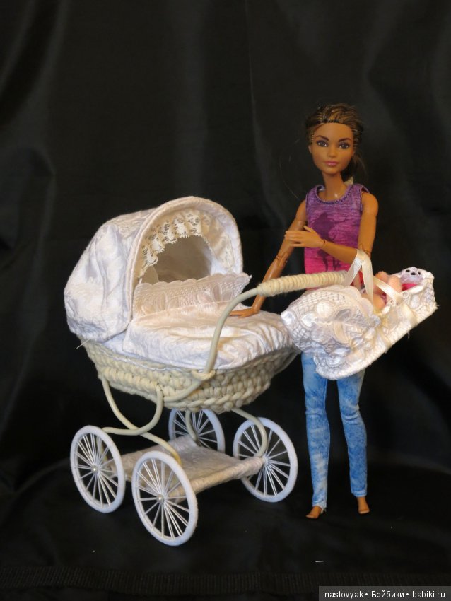 Коляска для двойни 1/6 — Мебель для кукол и домиков: фото