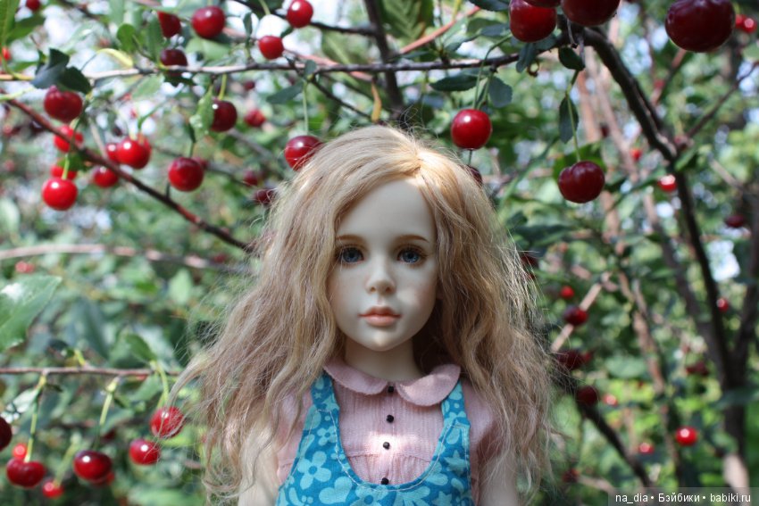 Ах этот сад - цветы, цветы, цветы. Прогулки Робины в саду