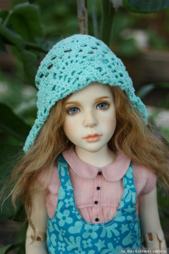 Ах этот сад - цветы, цветы, цветы. Прогулки Робины в саду