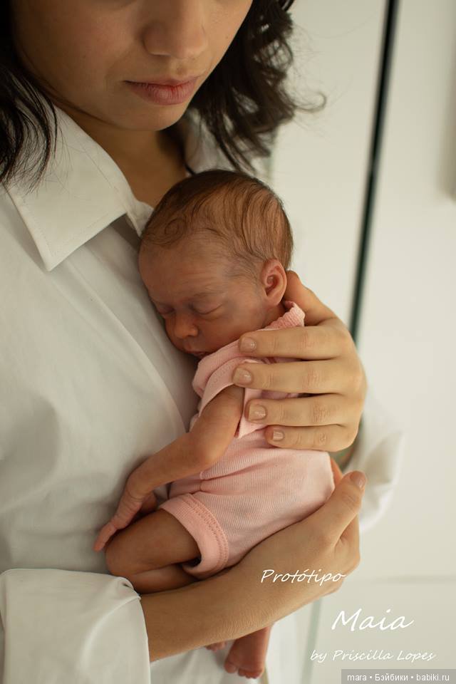 Maia скульптора Priscilla Lopes