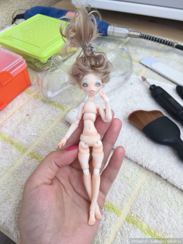 Длинноногая красавица, Алиса (фото 2)