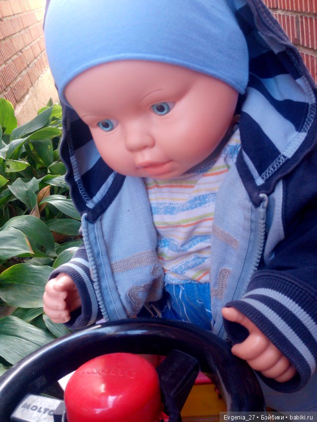 Выползли из дома — Российские куклы Весна