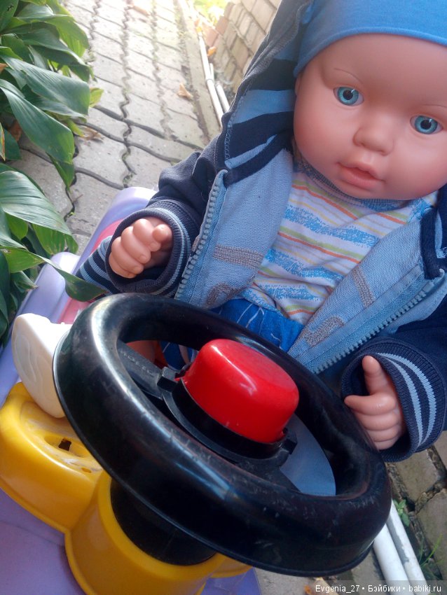 Выползли из дома — Российские куклы Весна