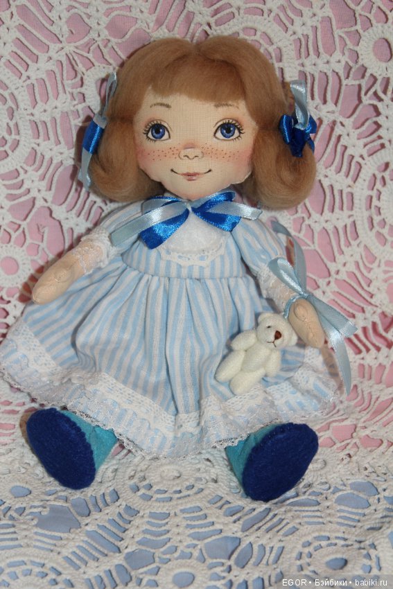 Текстильная кукла Анны Леденейкиной (фото 3)