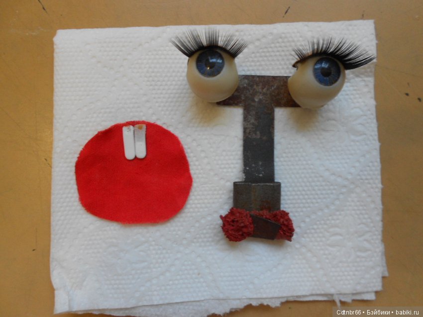 История о коммунальной квартире, таинственной третьей комнате и кукле, о которой мечтала с детства