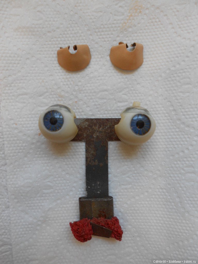 История о коммунальной квартире, таинственной третьей комнате и кукле, о которой мечтала с детства