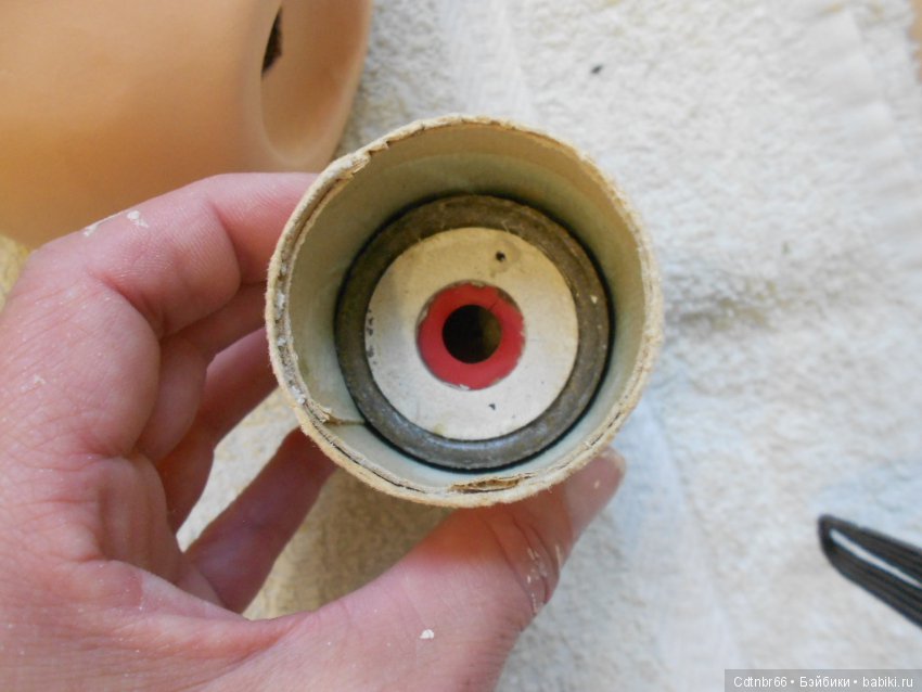 История о коммунальной квартире, таинственной третьей комнате и кукле, о которой мечтала с детства