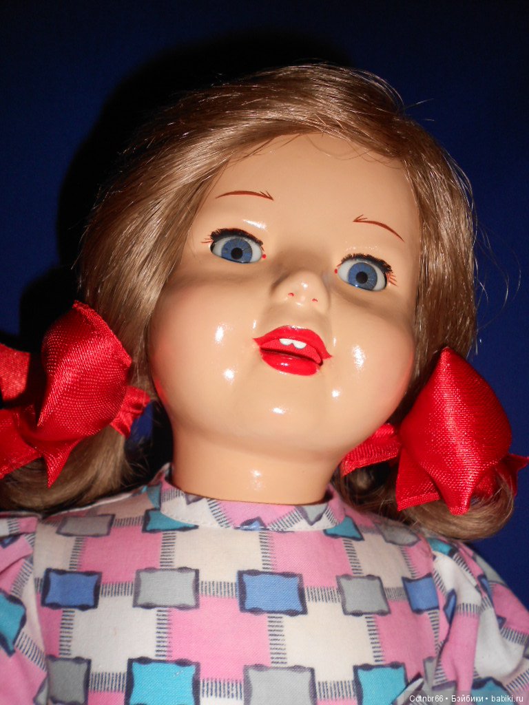 История о коммунальной квартире, таинственной третьей комнате и кукле, о которой мечтала с детства