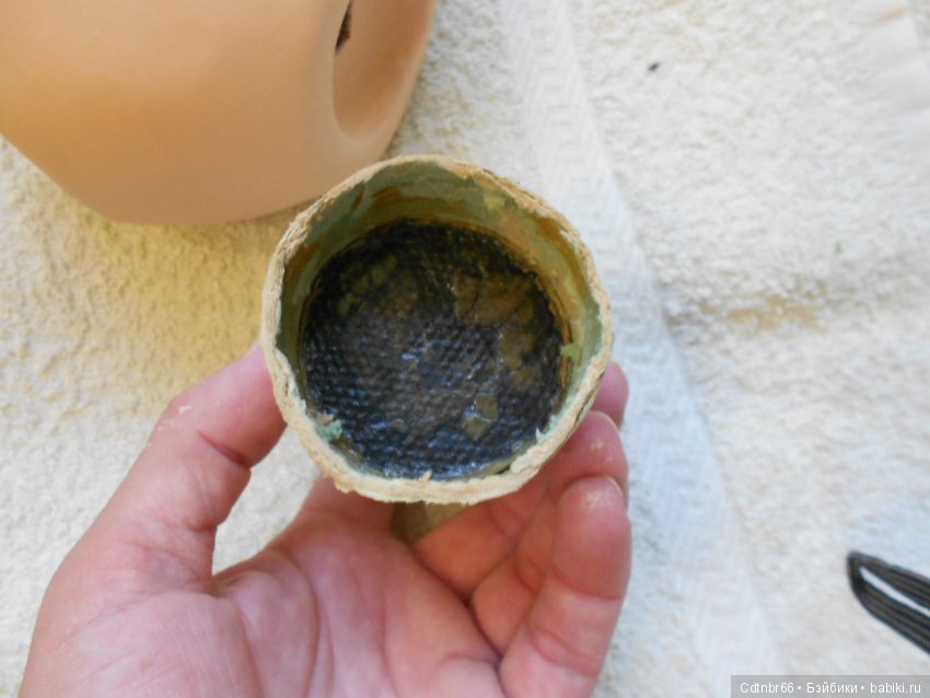 История о коммунальной квартире, таинственной третьей комнате и кукле, о которой мечтала с детства