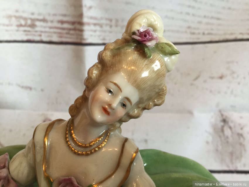 Дама за клавесином от Scheibe-Alsbach