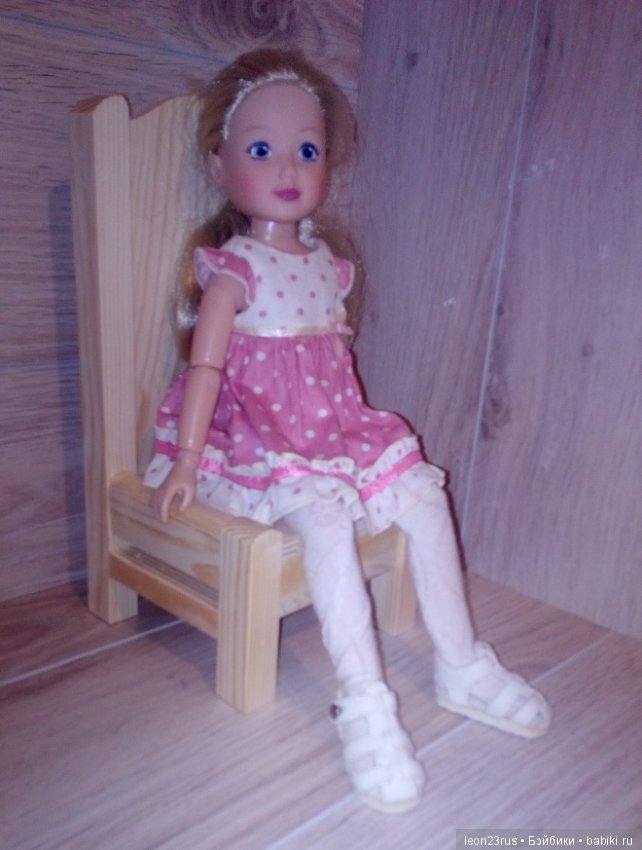 На чём сидят наши куклы — Мебель для кукол и домиков: фото (фото 9)