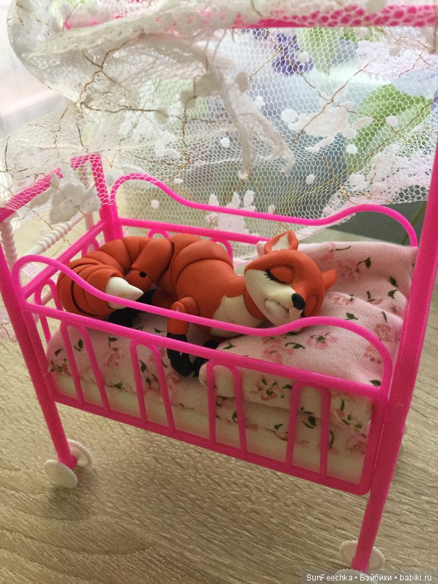 Дружочек на ладошке или карманная лисичка Маруся