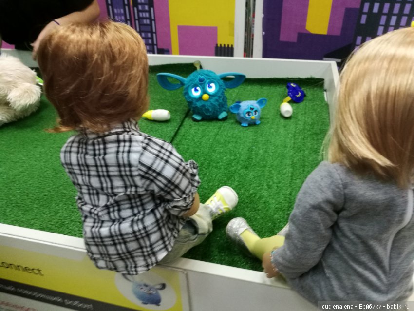 Ходили кидзы-дети на выставку роботов (фото 2)