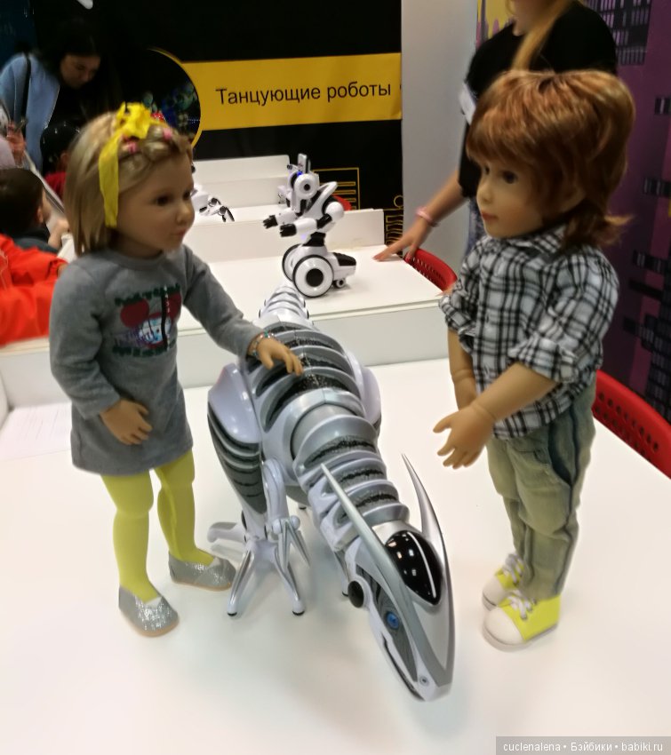 Ходили кидзы-дети на выставку роботов (фото 9)