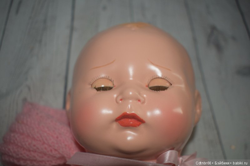 Губки бантиком, бровки домиком... Огромное спасибо Shvetko Светлана за антикварного малыша из США (фото 4)
